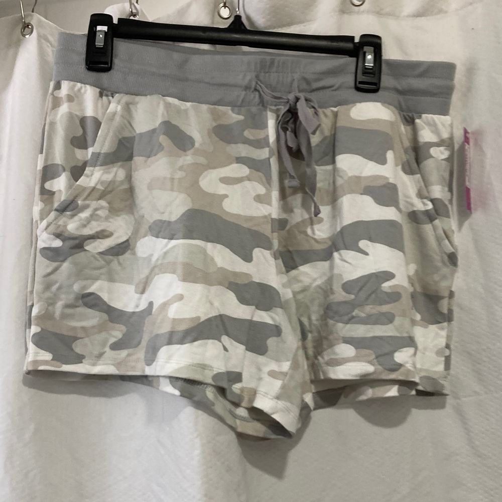 Ambrielle Gray Camo Athletic Shorts NWT